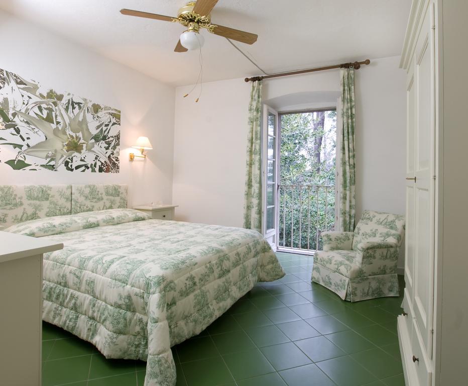 Agriturismo Il Torrione Pinerolo Pokoj fotografie